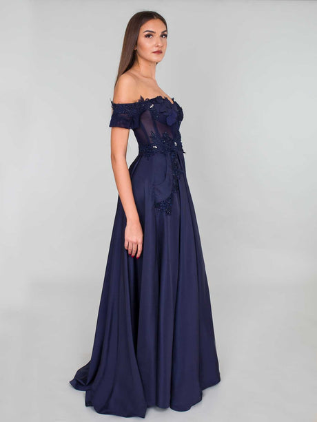 Abendkleid "Offshoulder"